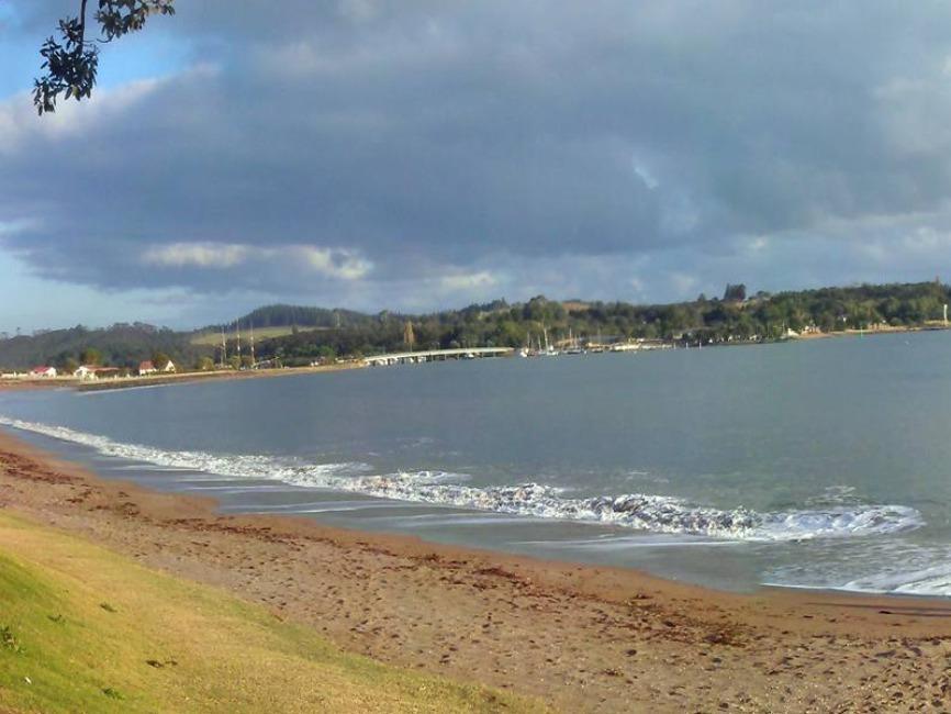Waitangi Holiday Park Пейхия Экстерьер фото